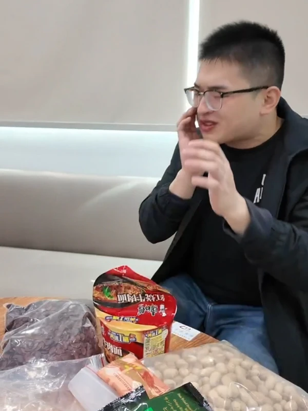 春节美食当前，牙齿敏感怎么办这份护牙攻略助你安心过节#口腔健康#牙齿敏感 (2)